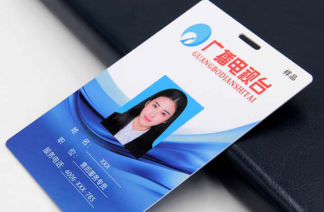 會(huì)員卡太多沒(méi)地方放？廢物利用做出實(shí)用卡包